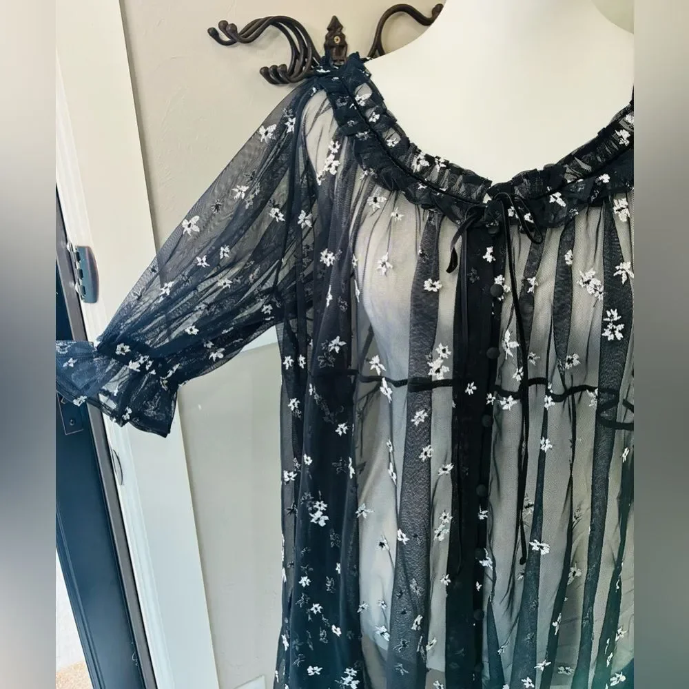 Free People Black Sheer Lace Embroidered Floral Tunic Top XS Boho Goth Festival - Picture 5 of 12